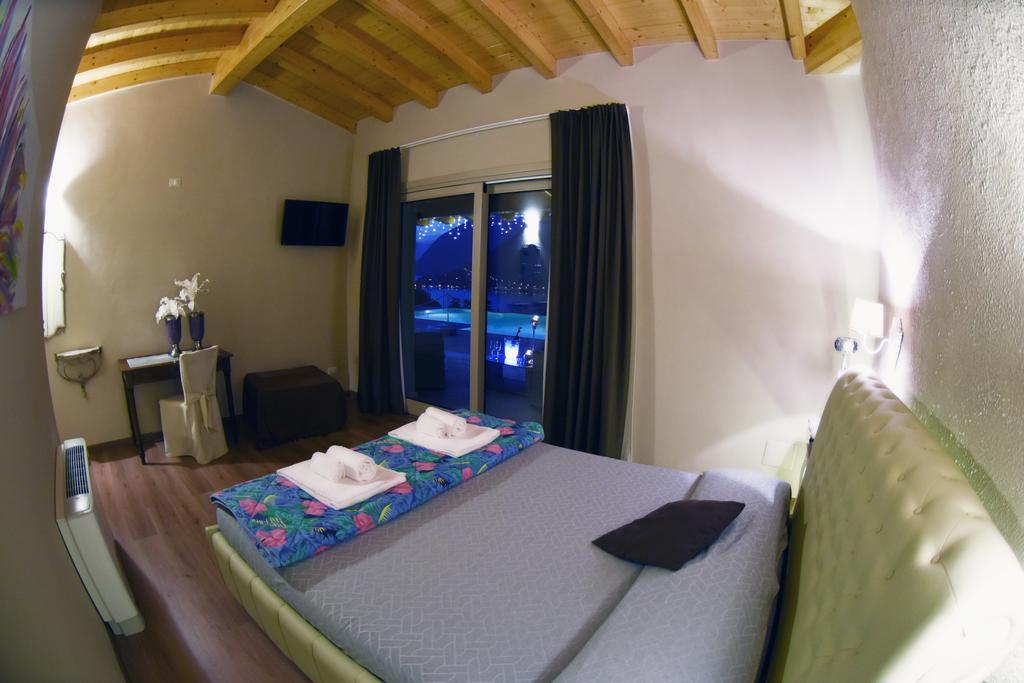 Agriturismo Le Fontane Сале-Маразино Экстерьер фото