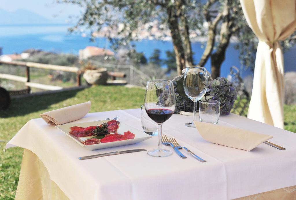 Agriturismo Le Fontane Сале-Маразино Экстерьер фото