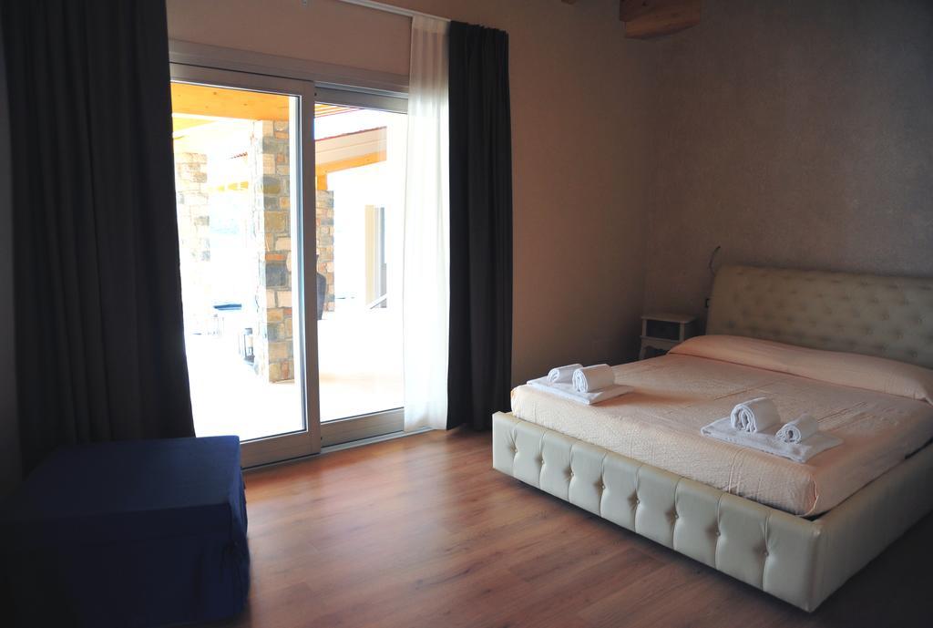 Agriturismo Le Fontane Сале-Маразино Номер фото